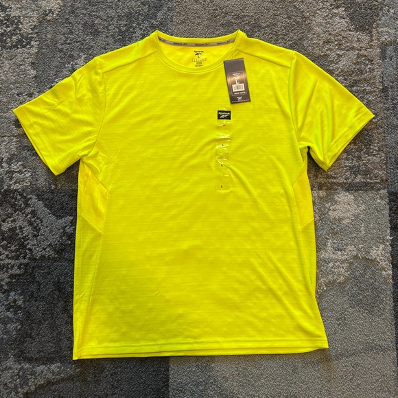 Reebok Other - Reebok Activewear Yellow Crewneck Shirt NEW Men's Size Large